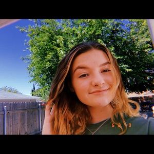 Meet your Posher, Ilee